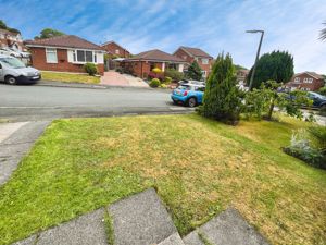 Front Garden- click for photo gallery
